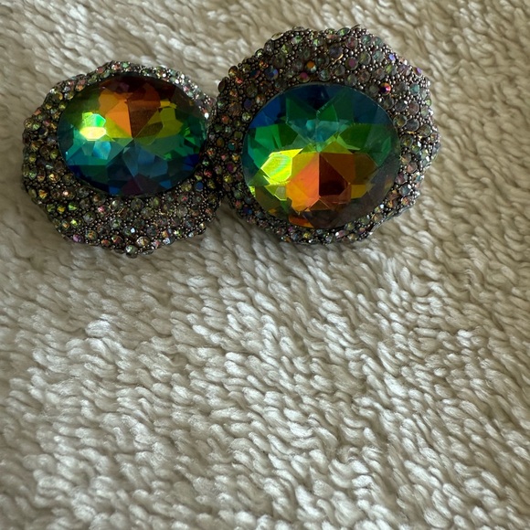 Large Muti Color Crystal Stud Earrings ✨ - Picture 4 of 5